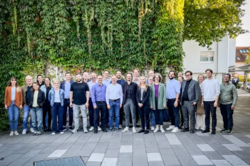 Gruppe von Fachleuten beim Strategiedialog für regionale Sekundärrohstoffzentren.